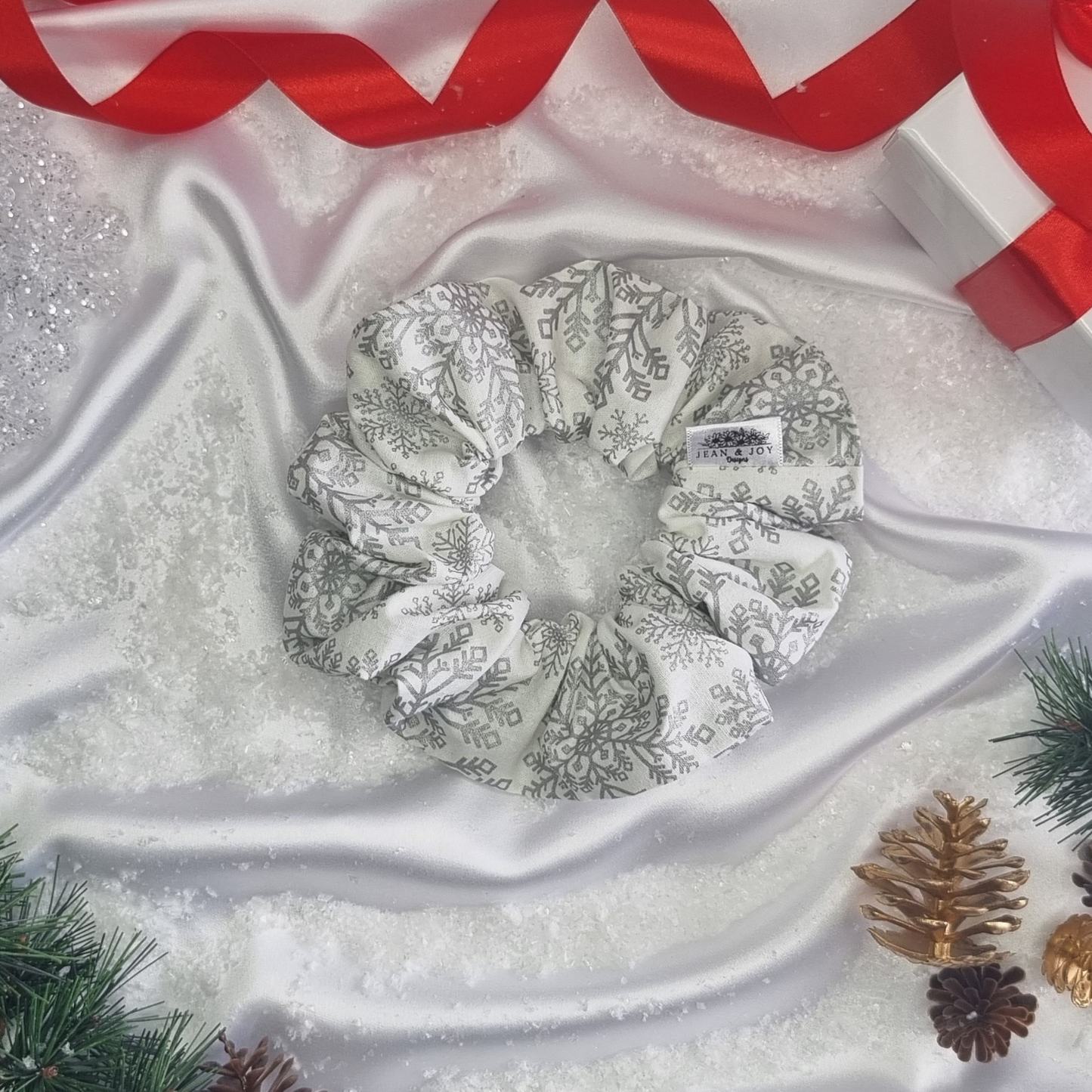 Winter Wonderland Christmas Snowflake Scrunchie βοΈβ¨
