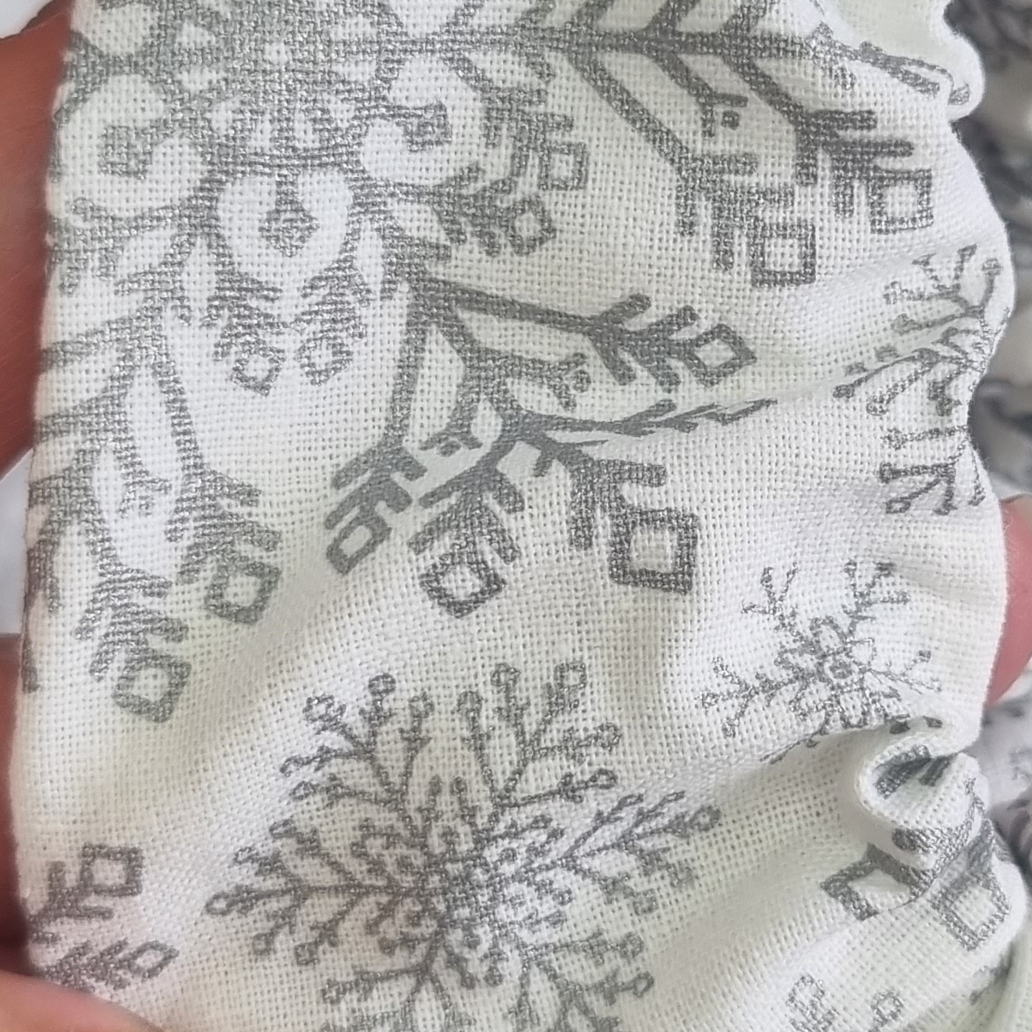 Winter Wonderland Christmas Snowflake Scrunchie βοΈβ¨