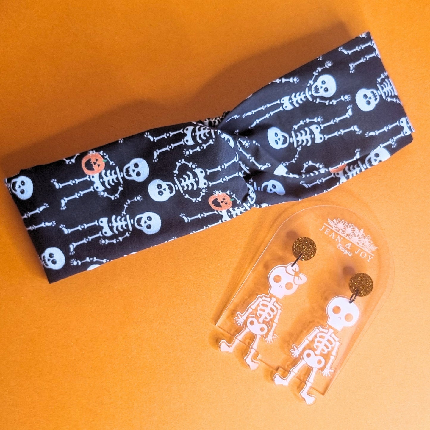 π Boneyard Buddies & Skeletal Sweethearts Halloween Set π