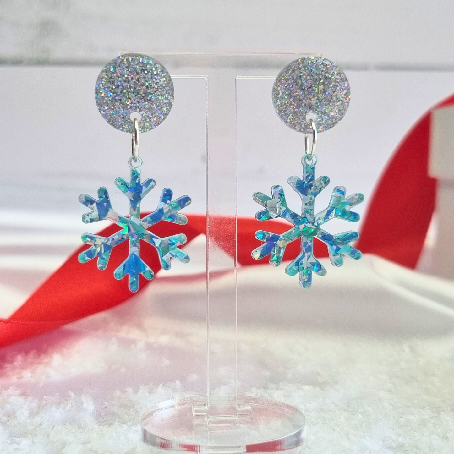 Waves of Wonderland Christmas snowflake Earrings πβοΈ