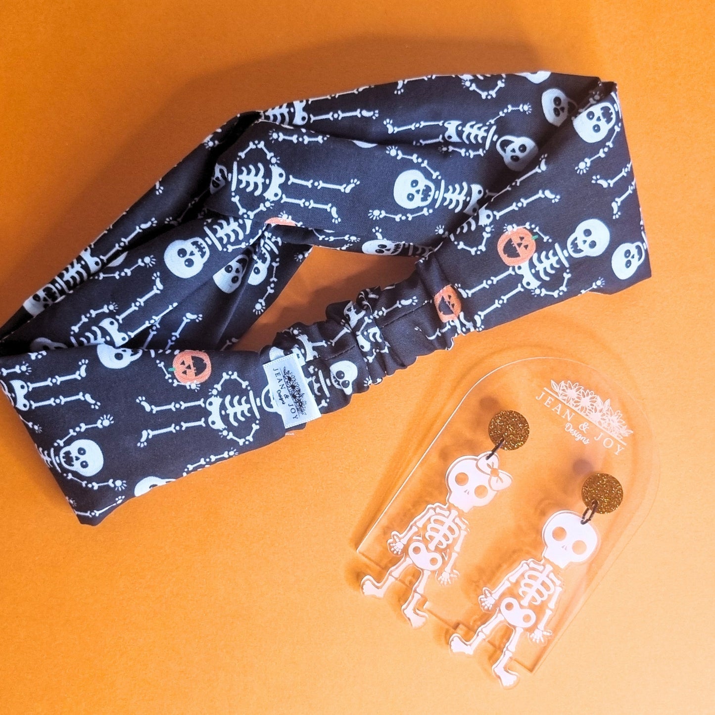 π Boneyard Buddies & Skeletal Sweethearts Halloween Set π