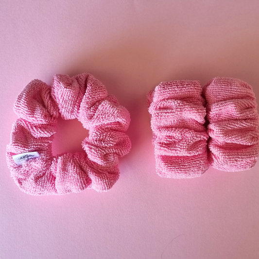Pink Microfibre Hair Scrunchie & Beauty Cuff Set – Quick Drying Hair Accessory