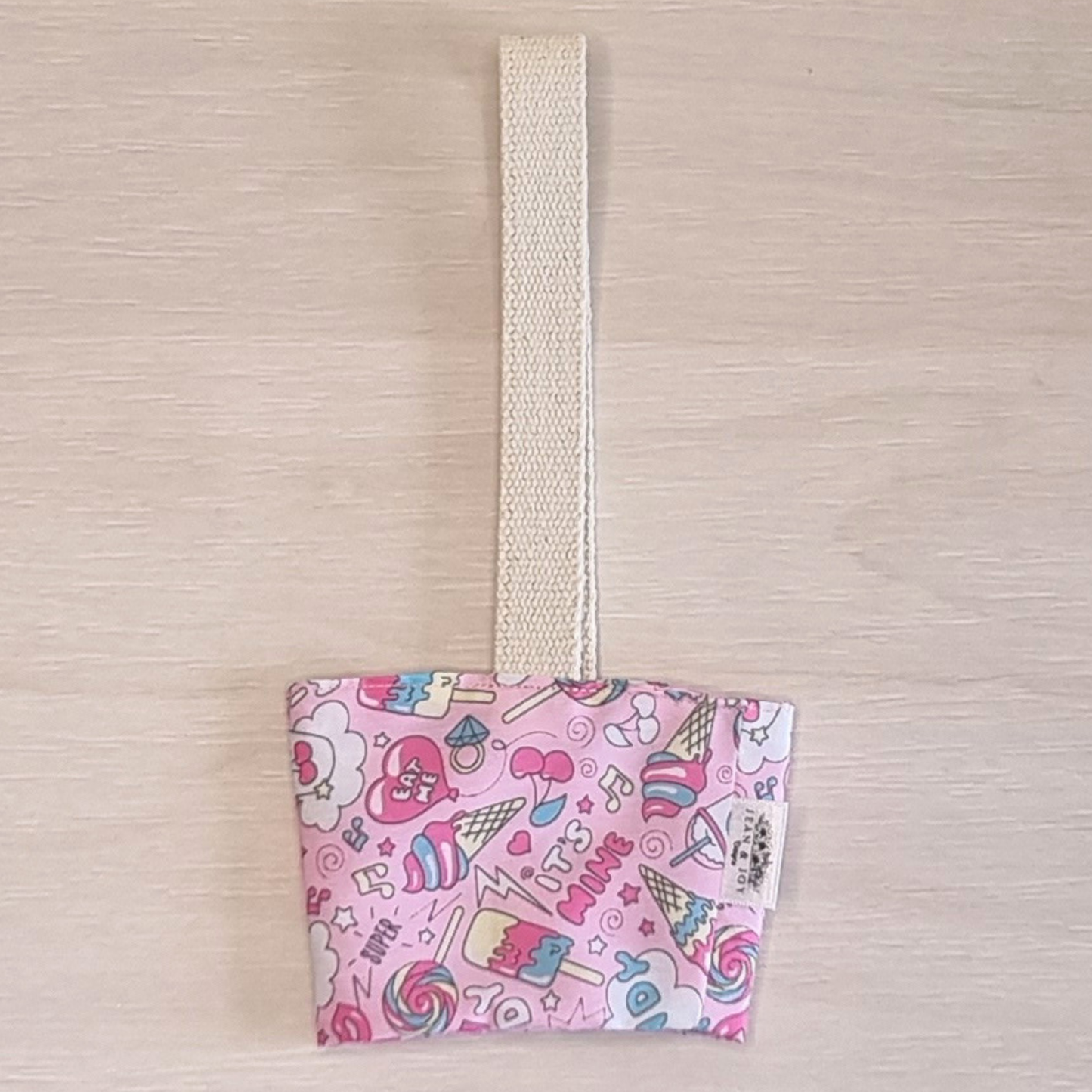 Pop Art Sweet Treats Beverage Carrier 🍒🍦